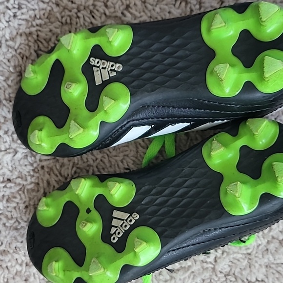 Adidas Soccer Cleats Boys 10.5K Toddler - Picture 4 of 5